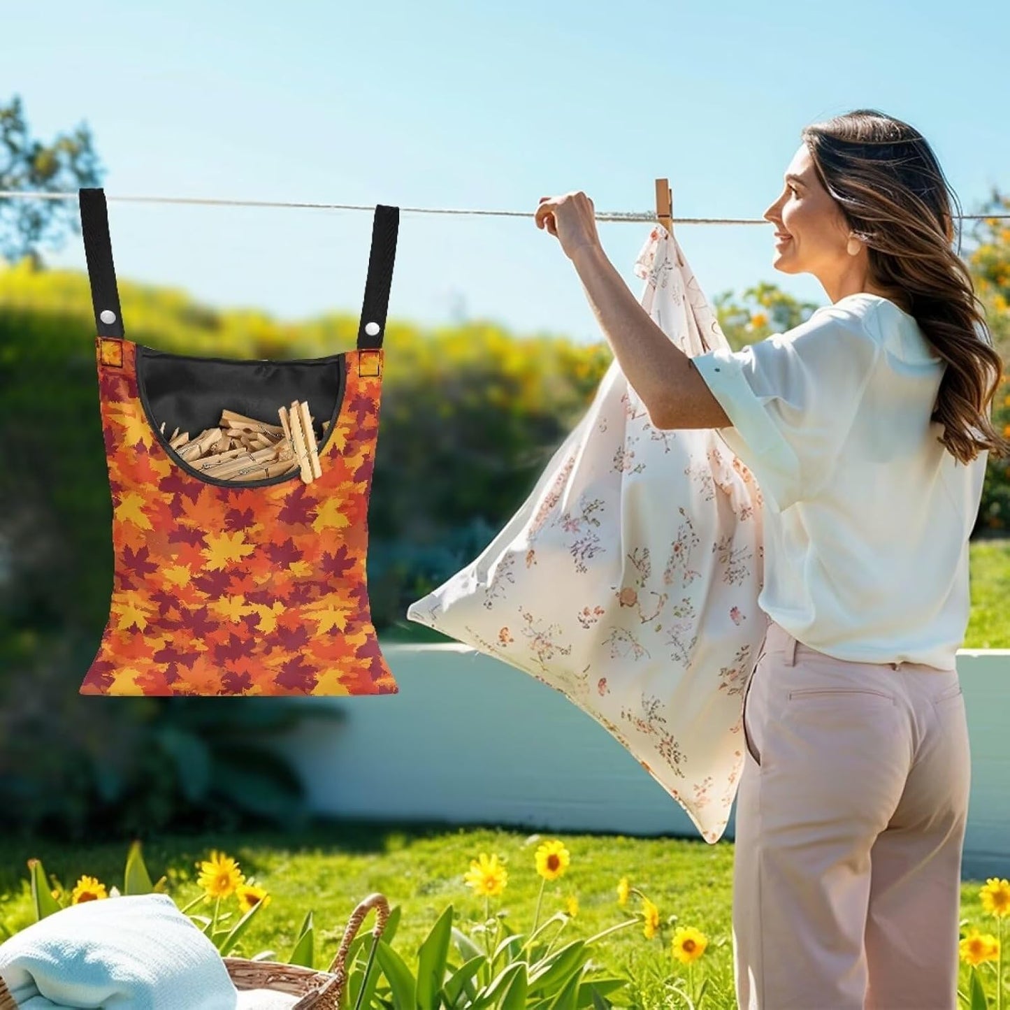 Maple Leaf Clothespin Storage Hanger Bags Beer Laundry Clothespin Bag, Clothespin Bag with a Large Opening, Hanging Storage Organizer with Hanging Rope for Indoor Outdoor